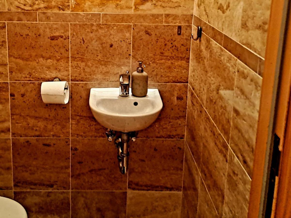 בודפשט Szimpla Exclusive Apartment מראה חיצוני תמונה